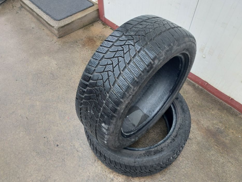 150 lei bucata! Doua anvelope M+S/IARNA 225 50 17 Dunlop! 7 mm