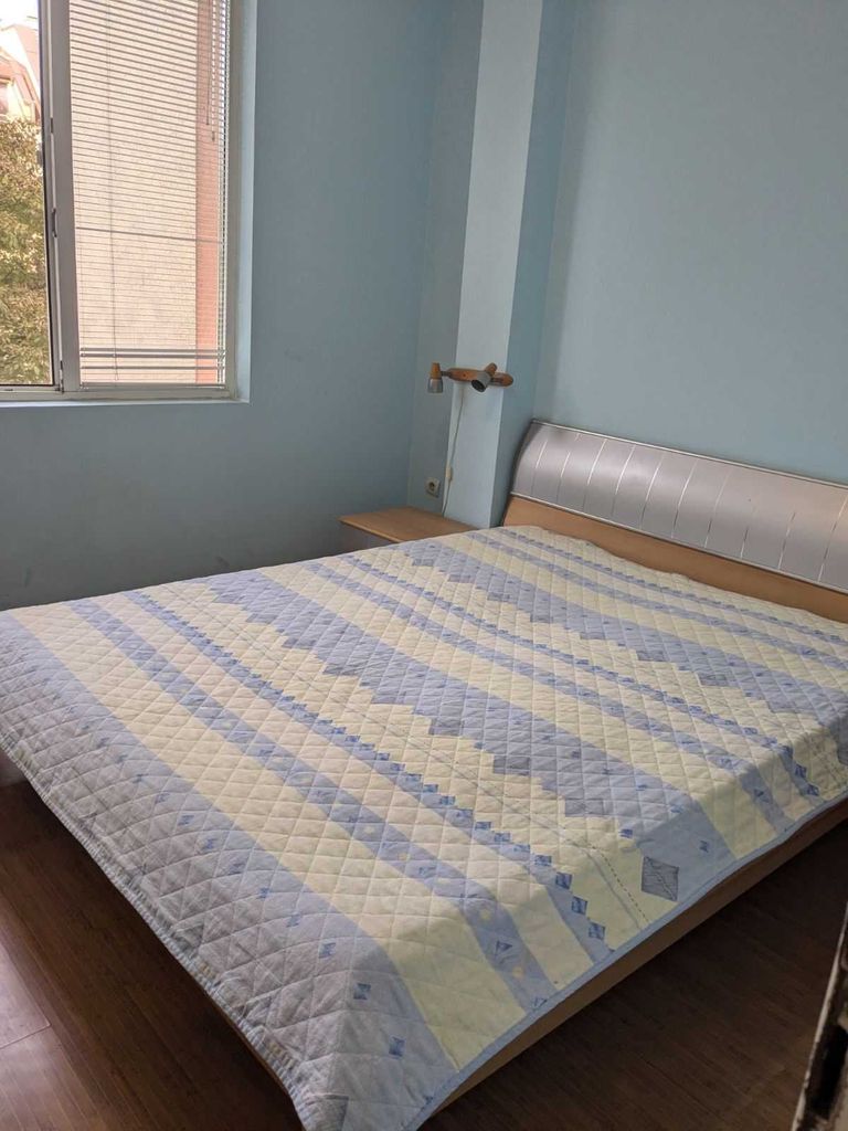Продава се Многостаен апартамент в Пловдив, Кючук Париж - 100 кв.м за 1970 €/кв.м - Снимка #12