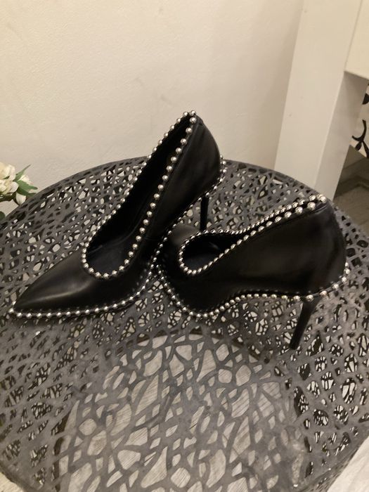 Alexander wang women's rie studded leather pumps - black