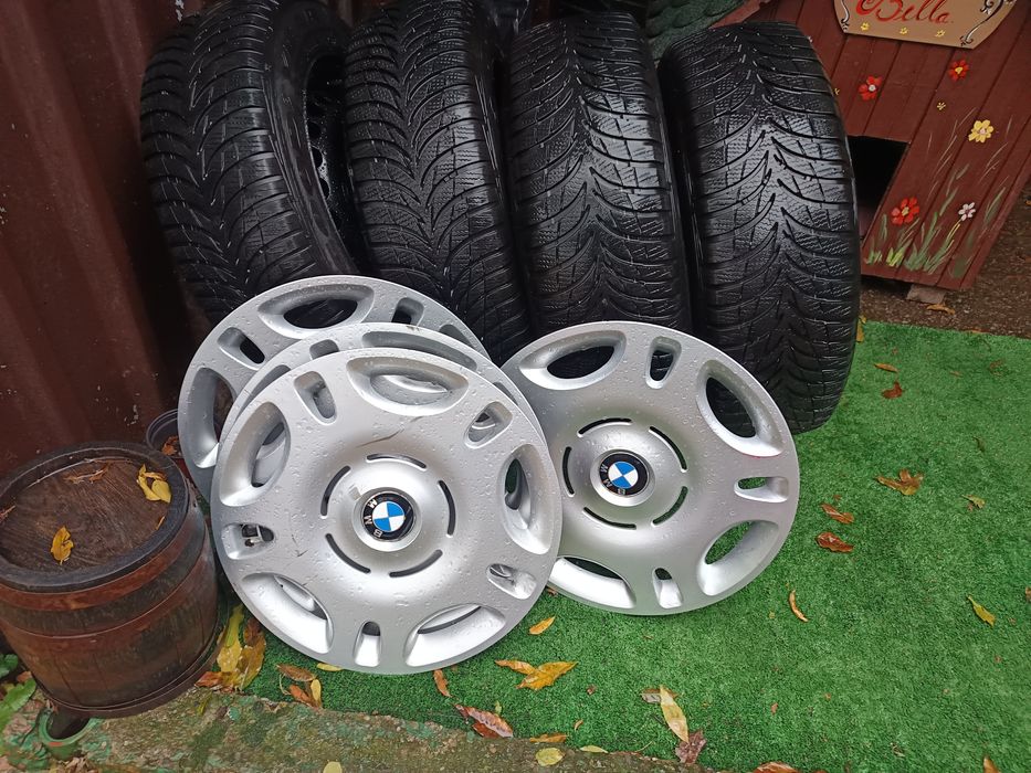 Vând cauciucuri iarna cu jante pentru BMW