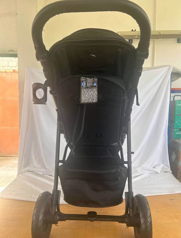 Carucior Lionelo Natt, capotina XXL reglabila, de la 0 - 22 kg.