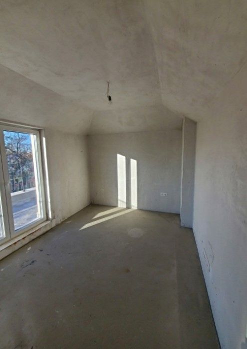 Продава се Двустаен апартамент в София, Надежда 4 - 174 кв.м за 995 €/кв.м - Снимка #13