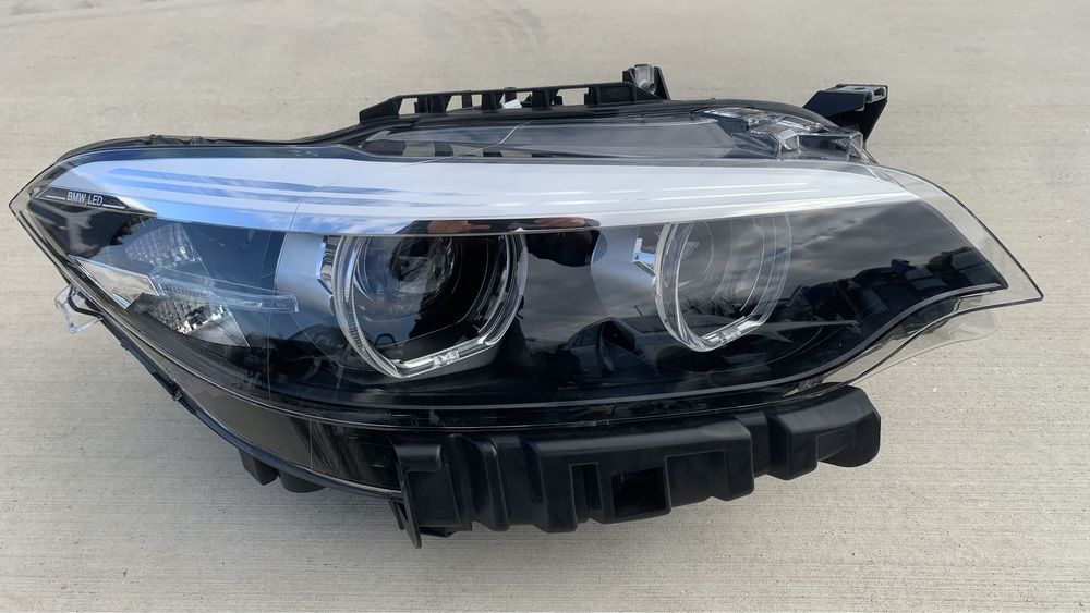 Десен фар за БМВ 2 F22 F23,far farove BMW F22 f23 led