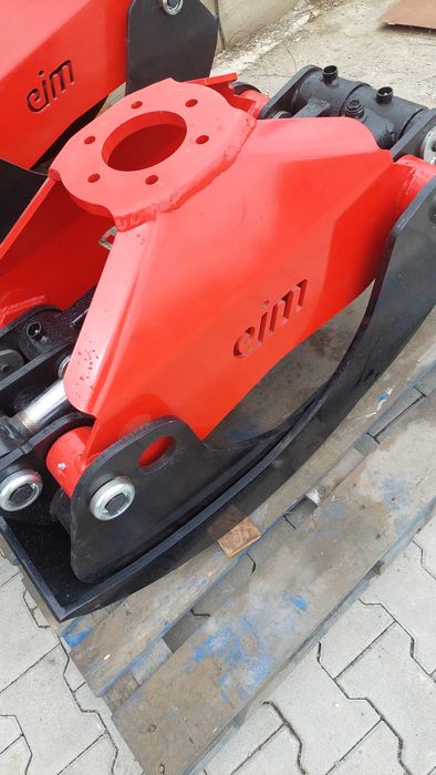Graifer cu deschidere 140 cm, material S700 performant si calitate