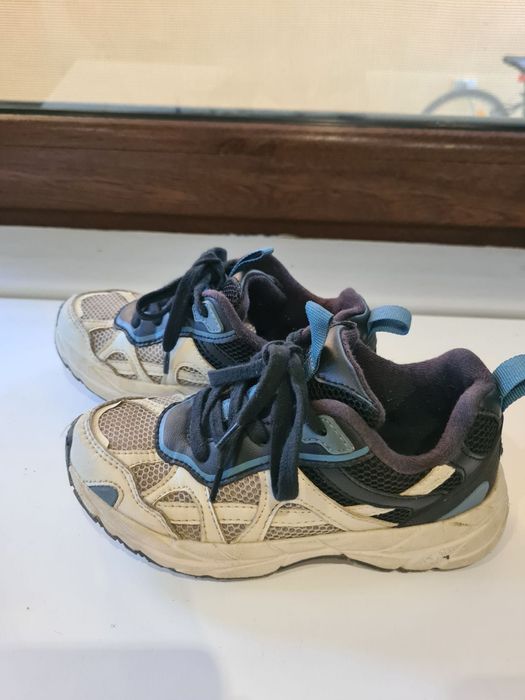 Маратонки Nike, Zara (размер 28-31)