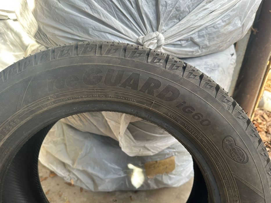 Продаю шины YOKOHAMA