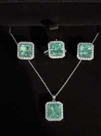 Set bijuterii aur 18k inel, pandantiv, cercei cu smaralde si diamante