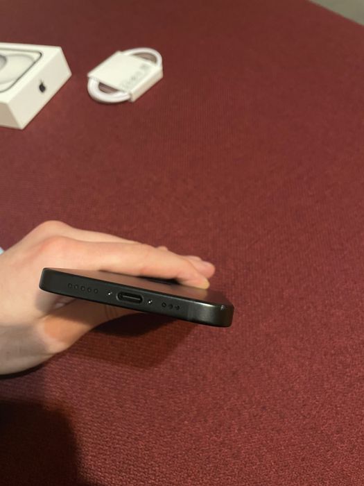 iPhone 15 Black - 128 gb - nou
