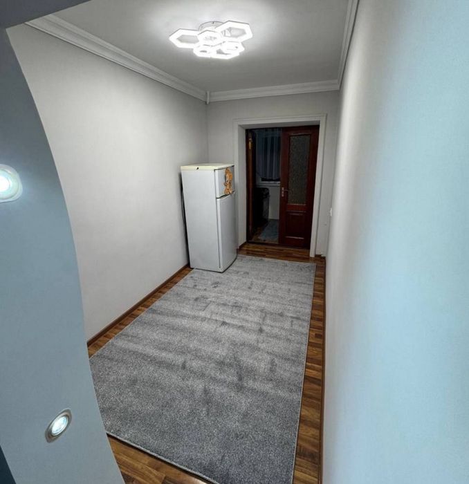 Yunus Rajabiy metro bekati yaqinida sherglikka yoki oilaga kvartira bo