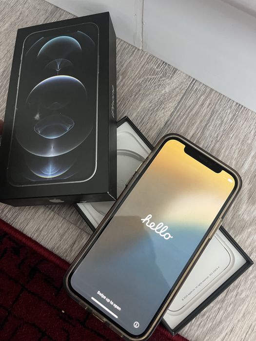 Продаю iPhone 12 pro