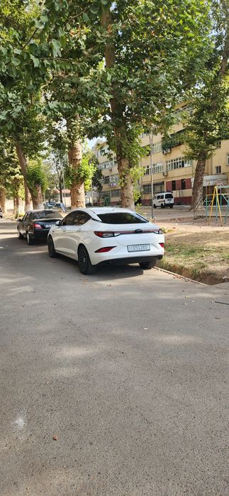 JAC J7  sotiladi holati idial