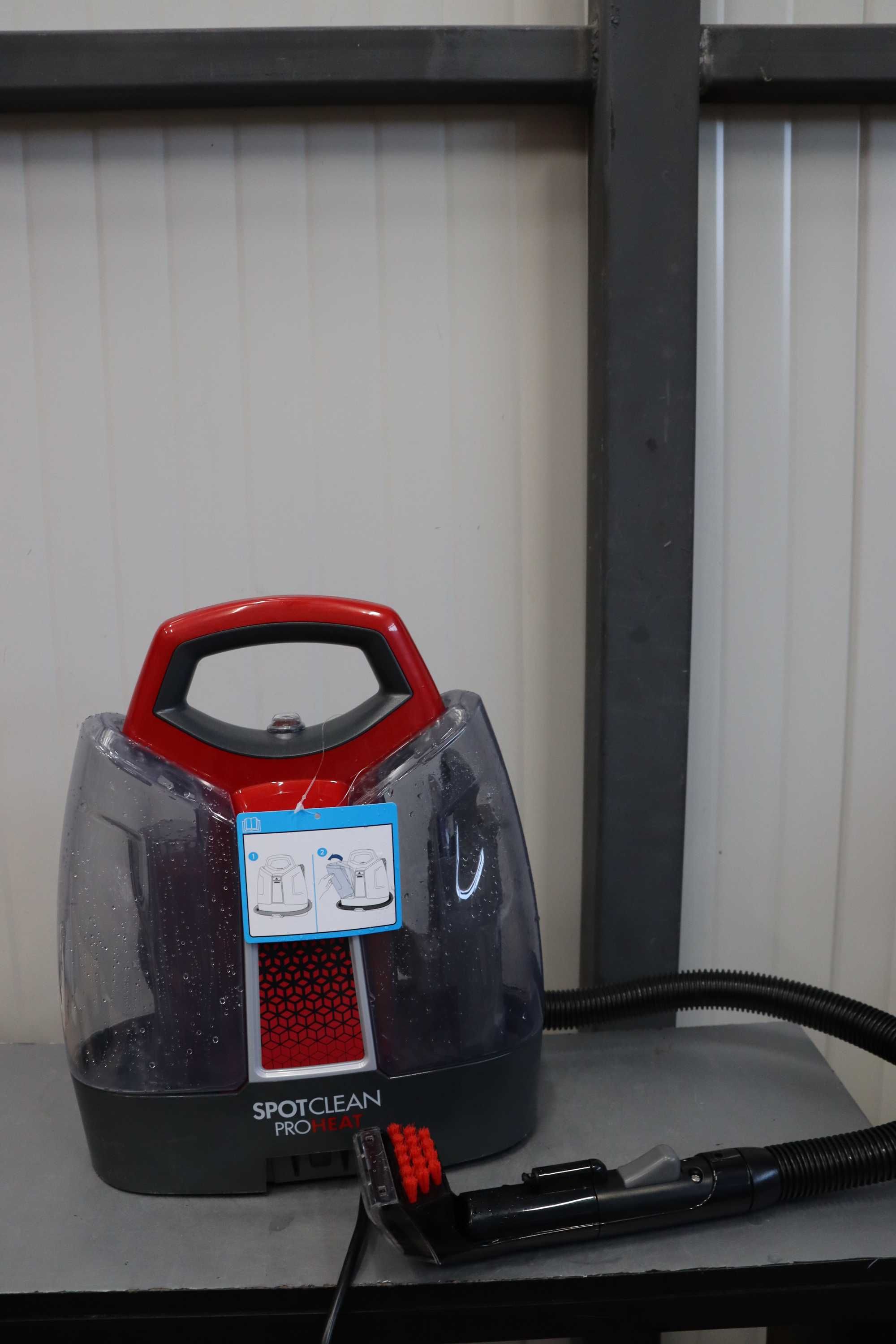 Перяща прахосмукачка BISSELL 36988 SpotClean Pro 330W, 2.5 л