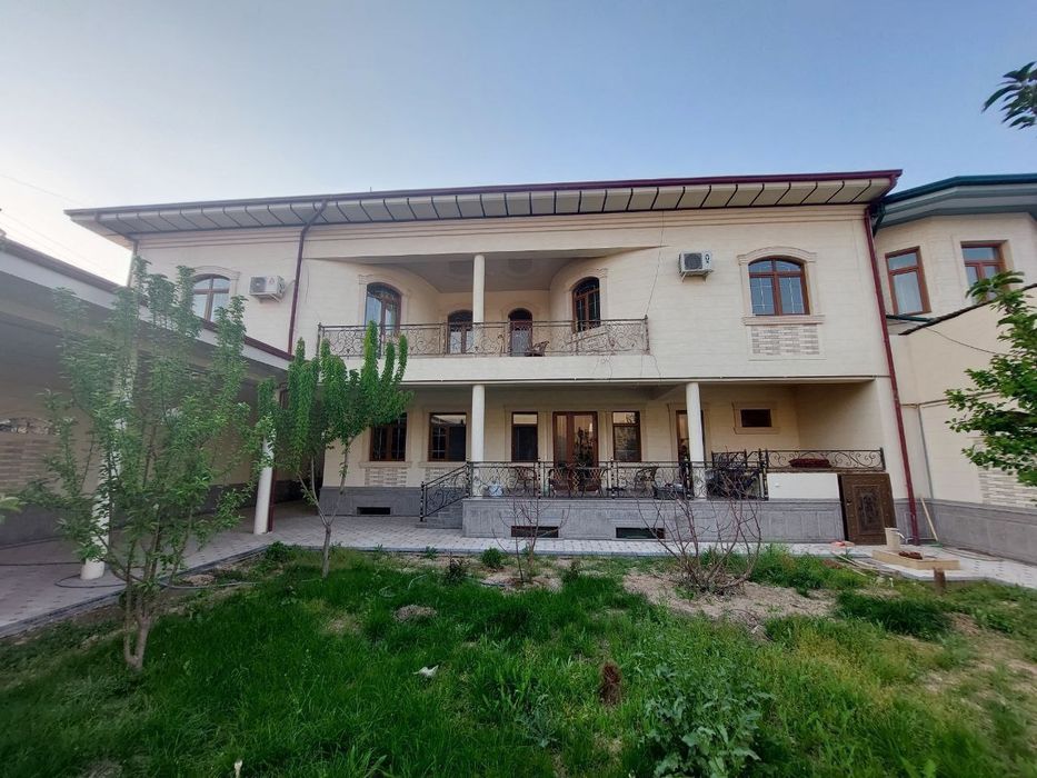 СРОЧНО!!! Продается Охунбобоев 6 соток 8 та хона Угловой