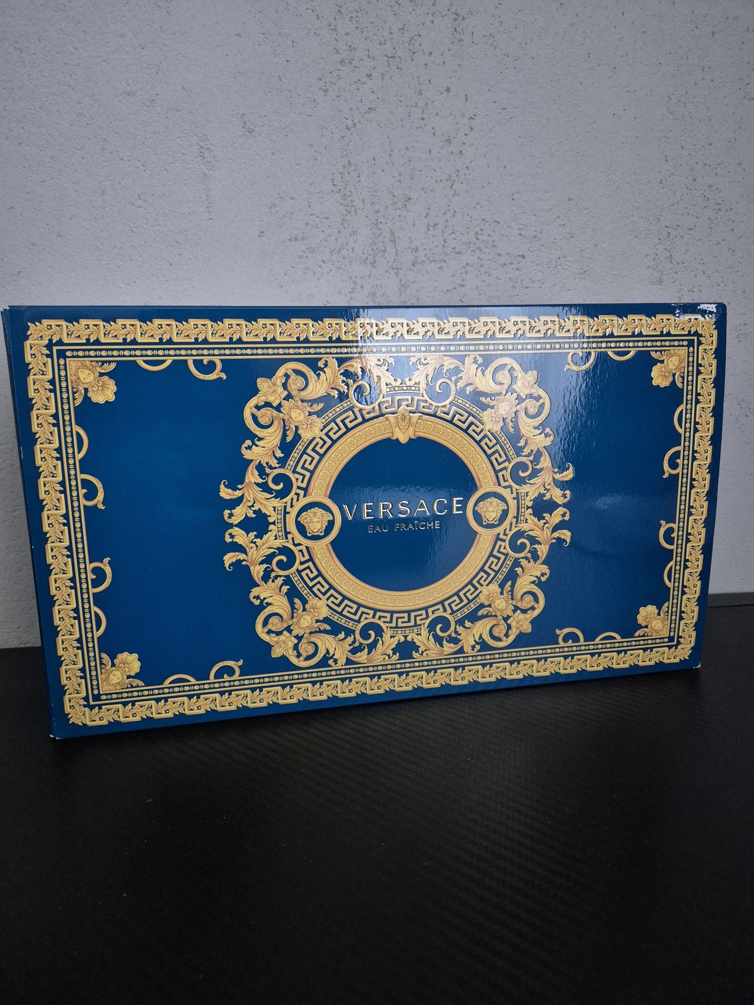 Комлект Versace парфюм Eau Fraiche