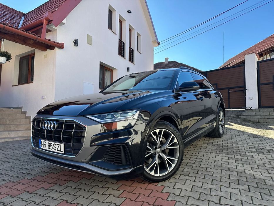 Audi Q8 primul proprietar sline plus ,hibrid