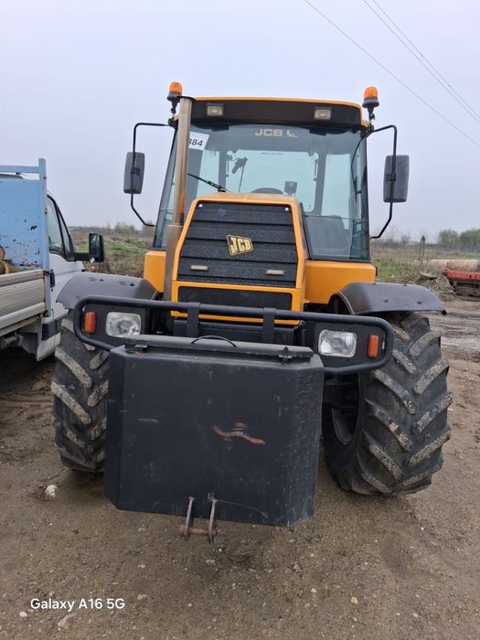 tractor jcb functional