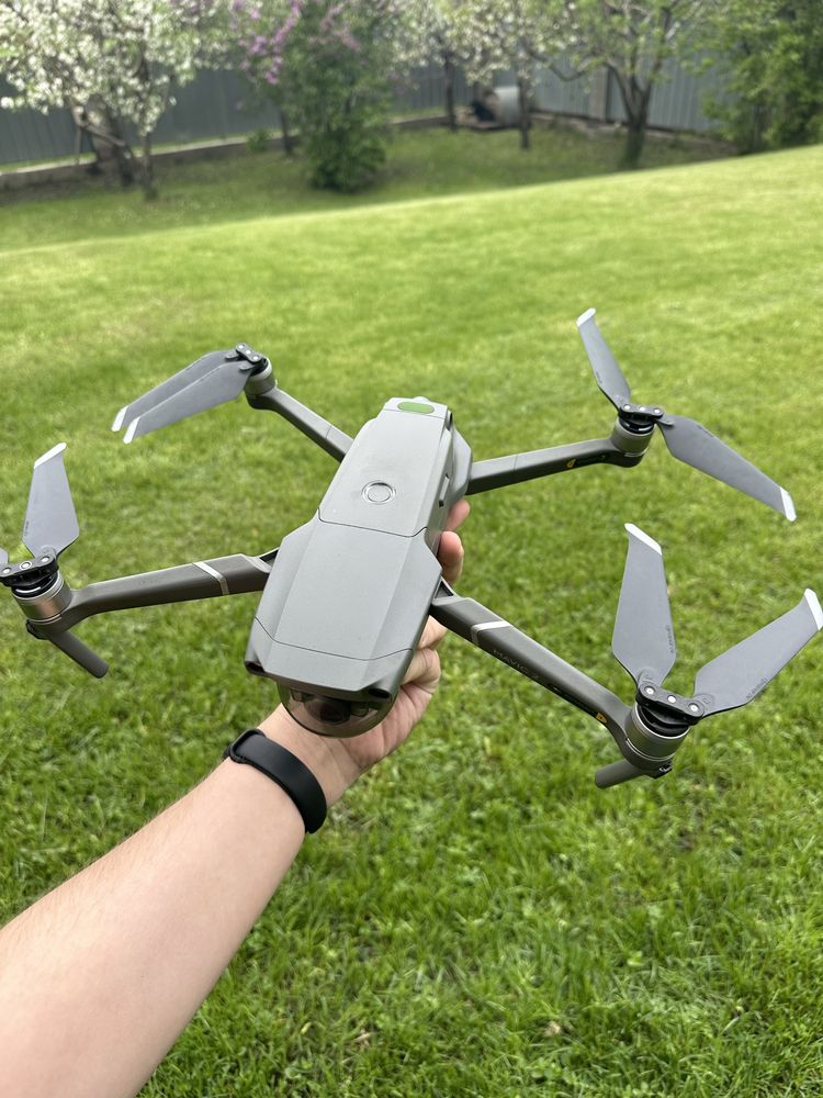 Продам квадрокоптер dji mavic 2 Zoom