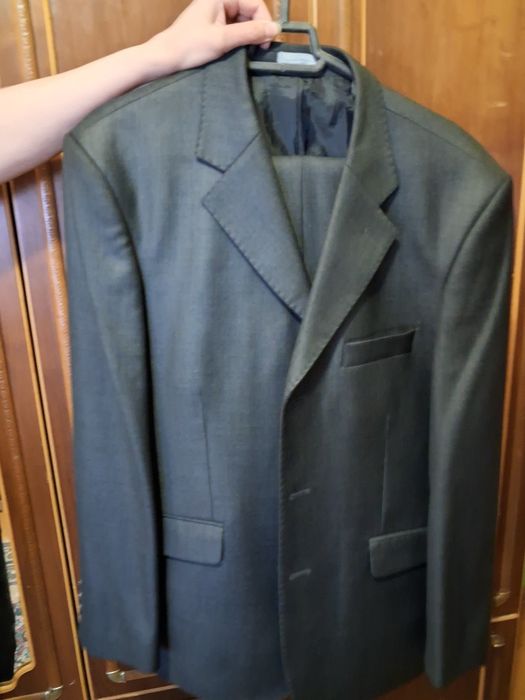 Костюм мужской, бесплатно.