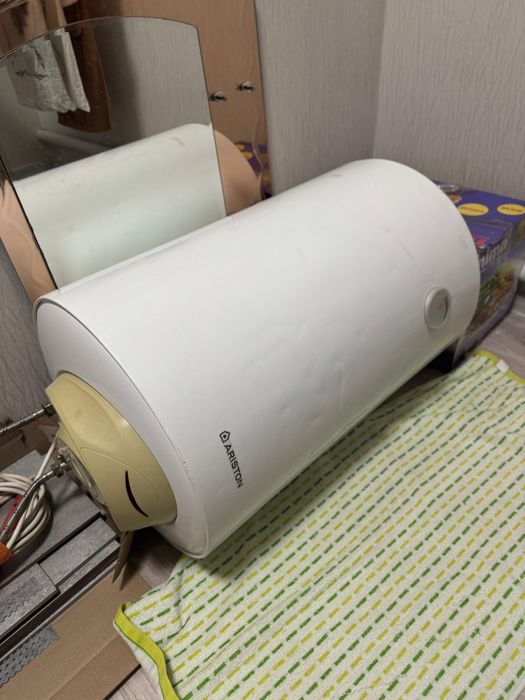 Продам водонагреватель