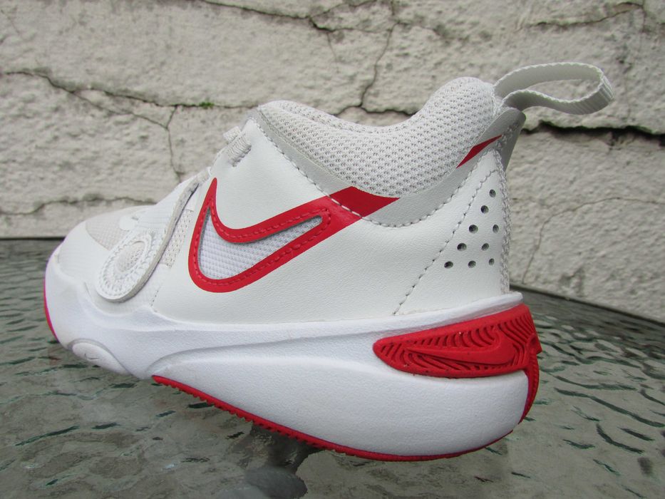 Детски маратонки Nike Team Hustle D 11