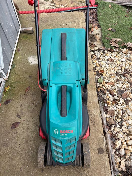 Косачка bosch arm 32