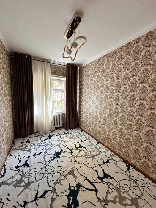 Срочно 2в3 Квартира на Кадышева с огородом