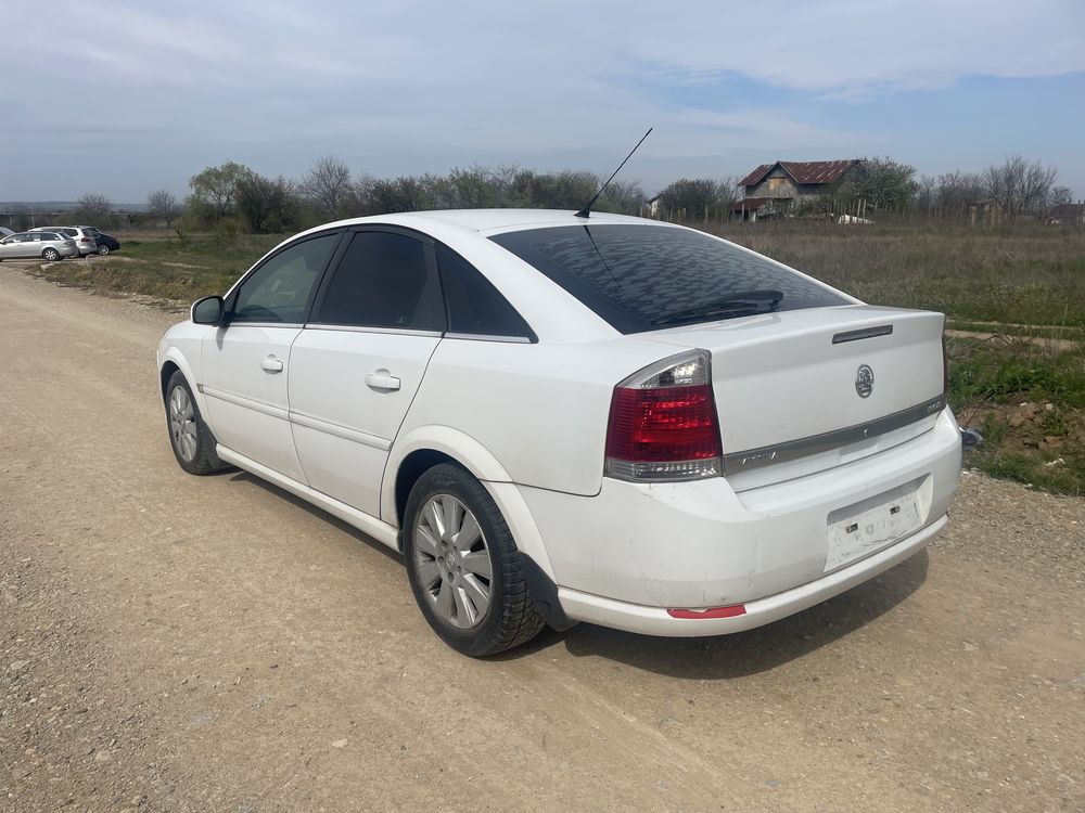 Dezmembrez opel vectra c 1.9 120 cp / 1.8 benzina / 2.0 motorina