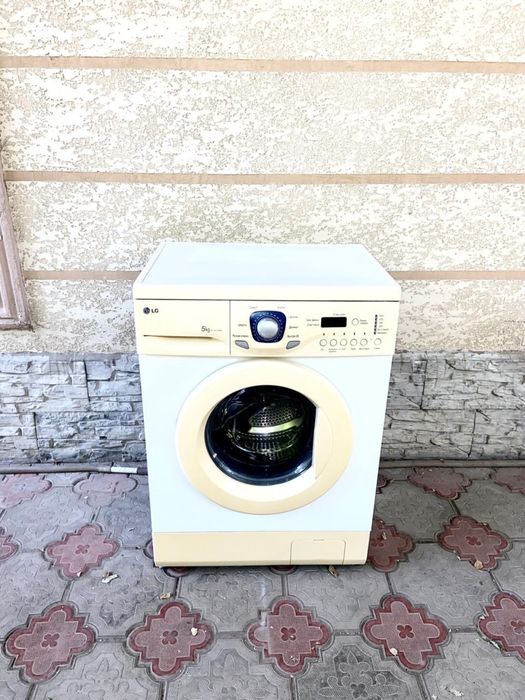 Продам стиральную машинку