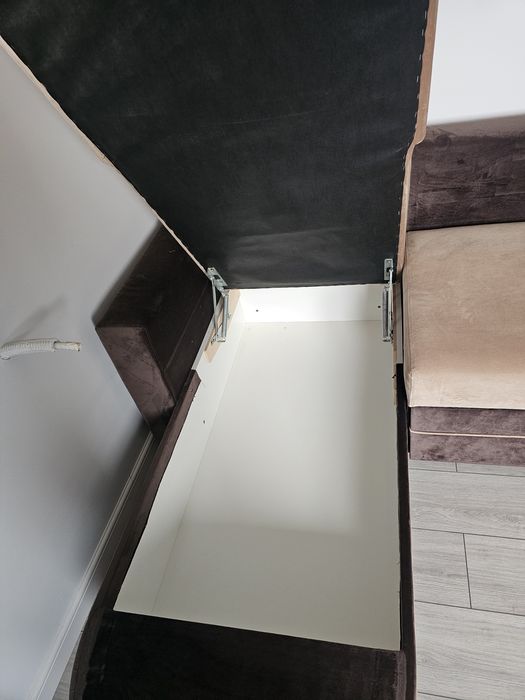 Vând Colțar Extensibil În Stare Impecabilă