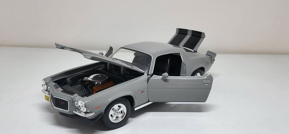 Machetă Camaro z/28 1/18 maisto