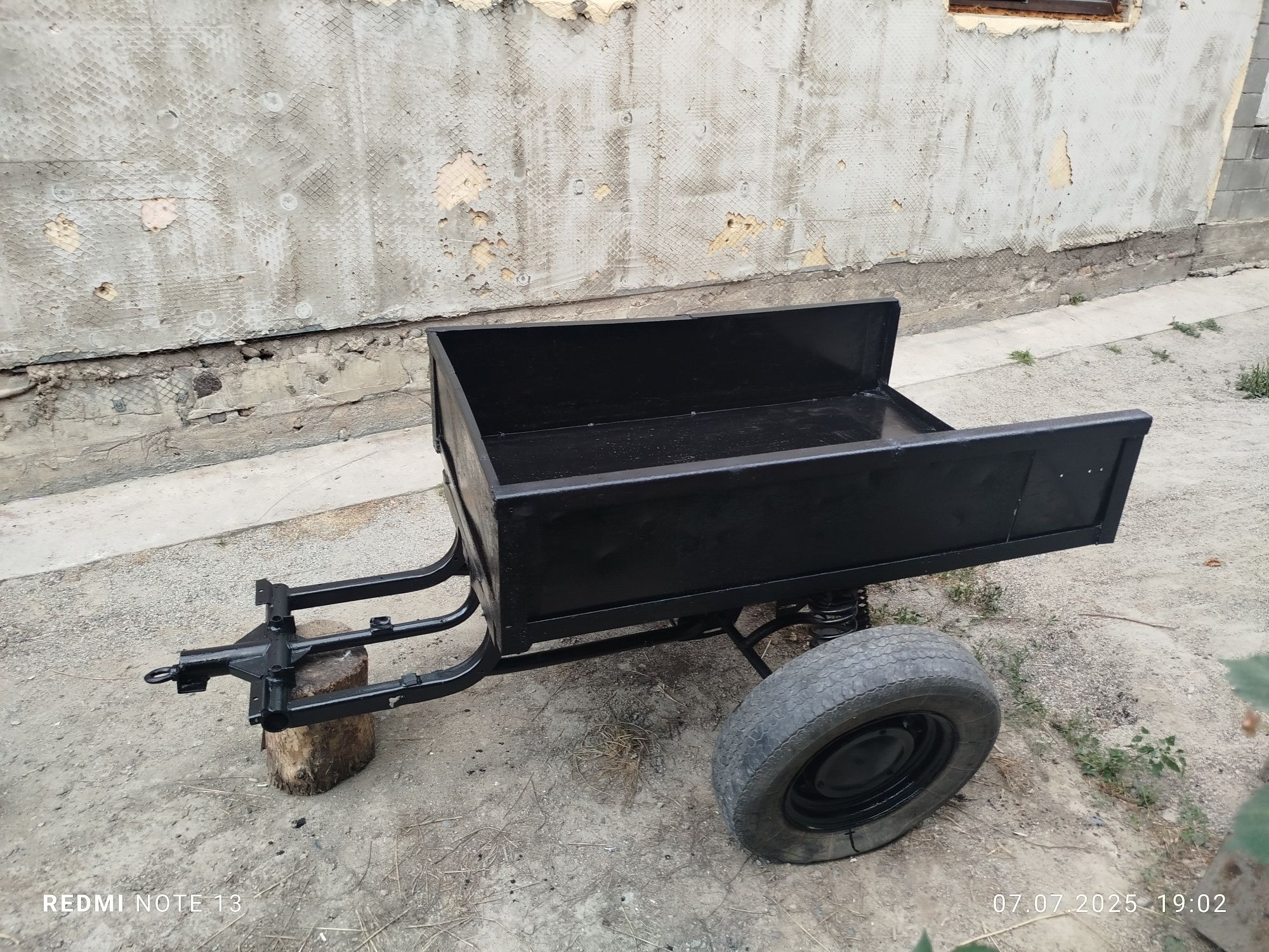 Продам маленьки прицеп