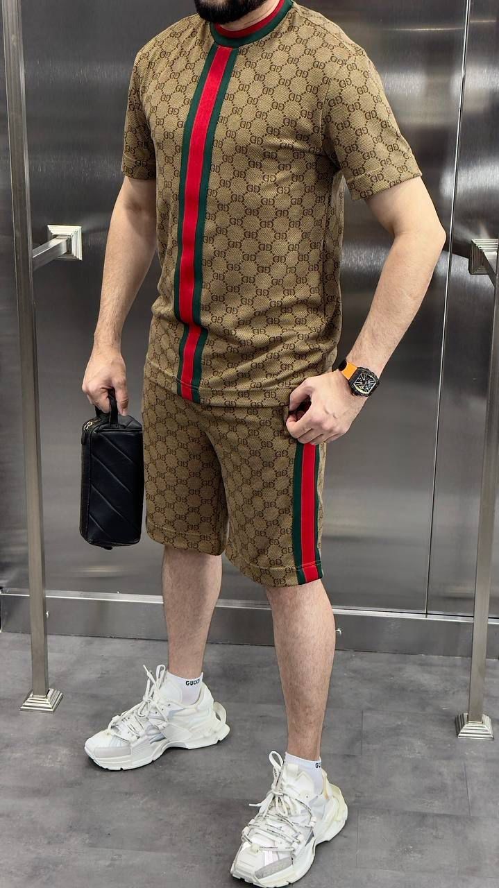 Мъжки комплекти на gu*ci