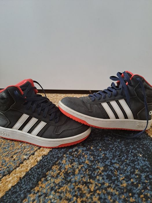 Adidasi adidas marimea 38