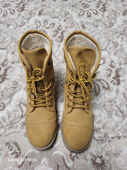 Ghete imblanite dama piele intoarsa marimeav38 ca noi