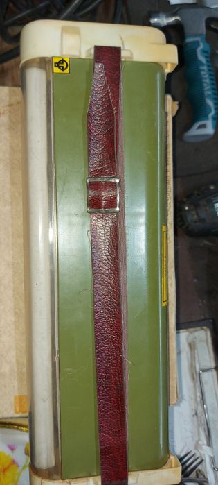 Стара преносима лампа