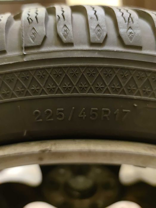 Оригинални BMW Джанти 17 + зимни гуми