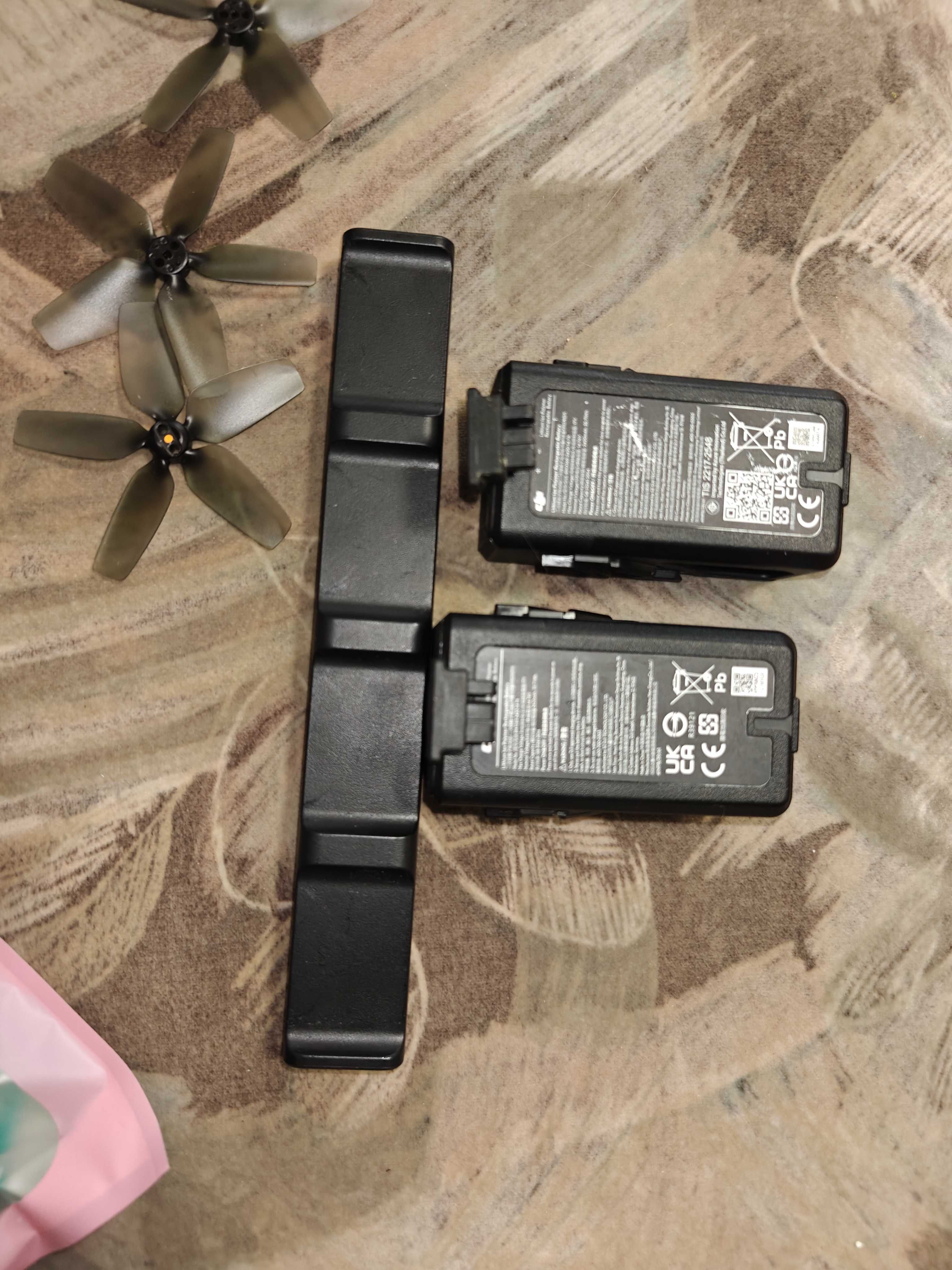 DJI Avata батерии + части
