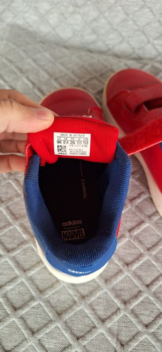 Детски маратонки и ботушки адидас