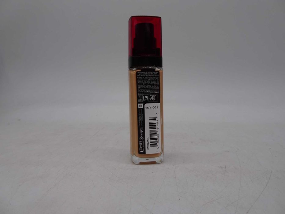 Fond de ten Infaillible 32H Fresh Wear L’Oreal Paris Nuanta 220