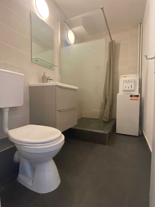 Dau in chirie apartament 2 camere, etaj 7, Sovata, cu vedere spre mal