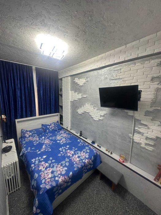 ПРОДАЮ квартиру 1В2\8\12  Давр банк,биллюр ресторан Юнусабад 8