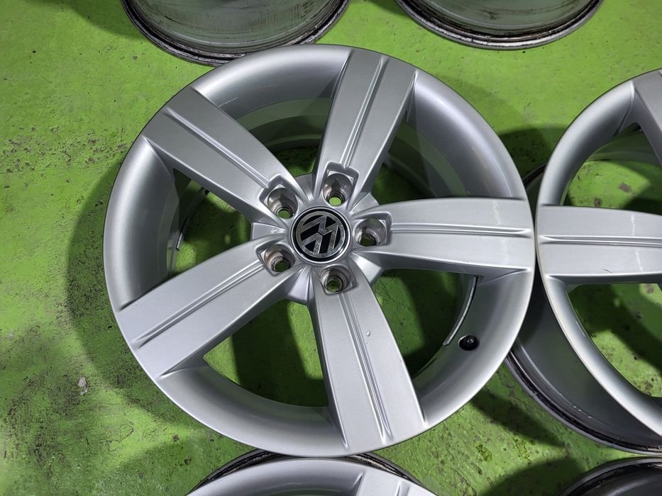 17 5x112 Vw Passat Touran Caddy Golf Skoda Audi 5х112