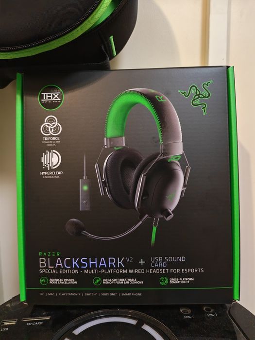 Razer BlackShark V2 + USB Sound Card (Special Edition)