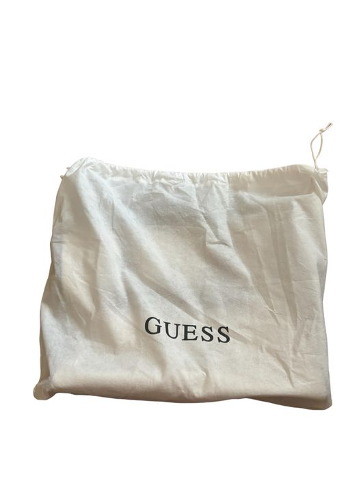 Дамска чанта в кафяво Guess SHOPPER BAG SILVANA