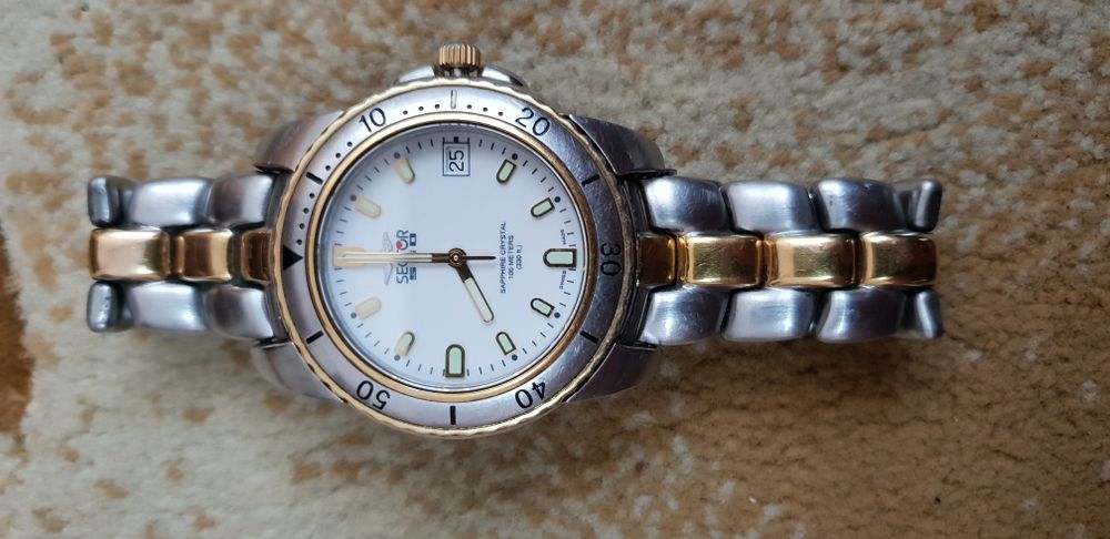 Ceas Sector in doua culori