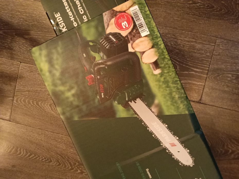 Drujba,fierăstrău electric parkside PEKS 2200 B1