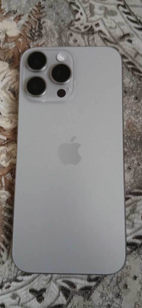IPhone 16 промакс сотилади