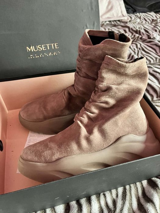 Обувки Musette естествен велур