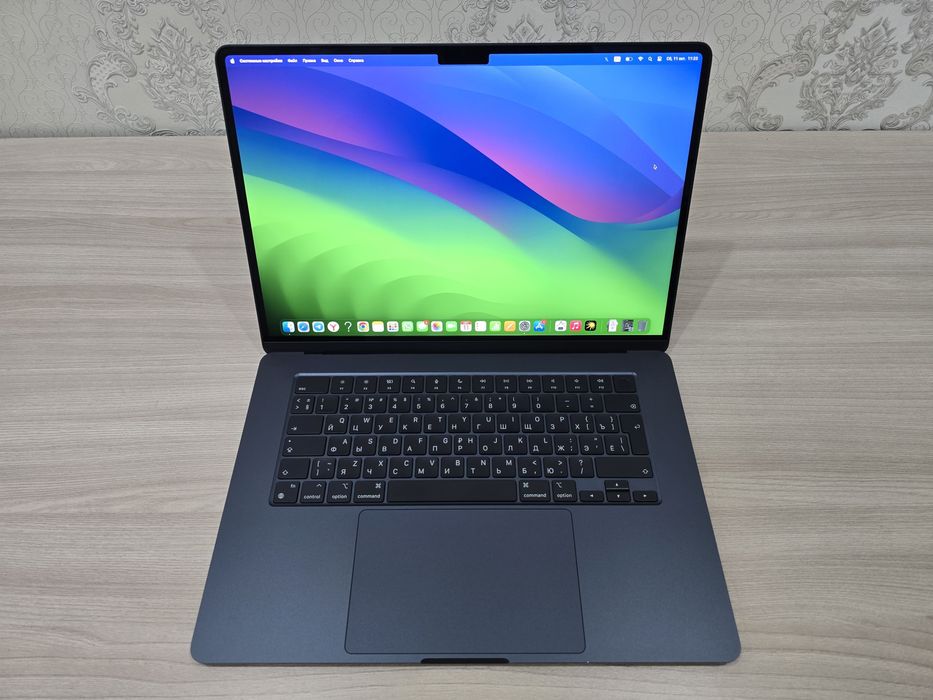 Macbook Air 15, M2, Ram 8Gb, SSD 256Gb, Display Retina 2.5K