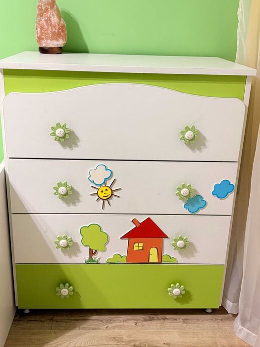 Трансформиращо бебешко легло